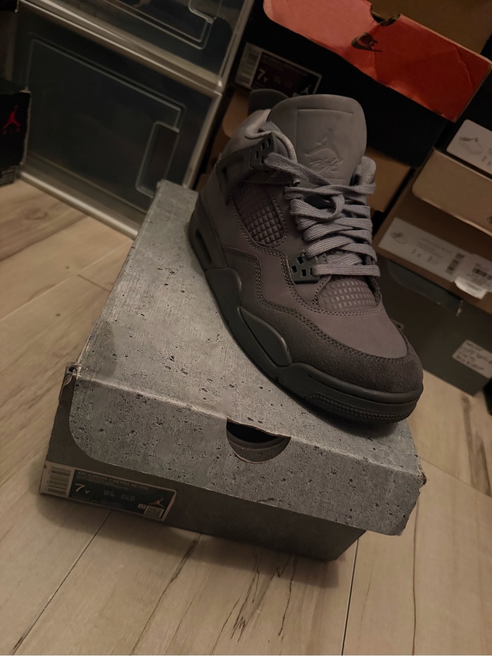 Jordan Retro 4 Men’s Sneakers - Grey